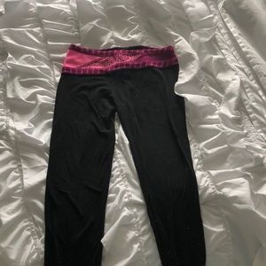 Black Ivivva Leggings
